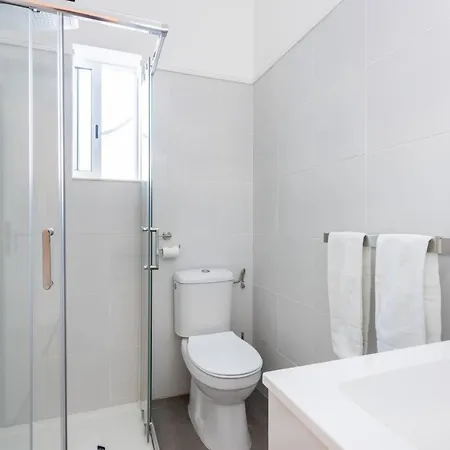 Furneaux Apartment